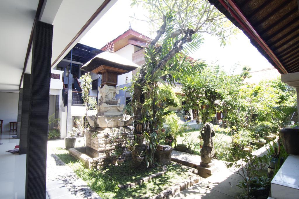 Agung And Sue Watering Hole I Hotel Sanur  Ruang foto