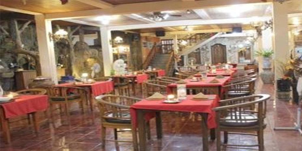Agung And Sue Watering Hole I Hotel Sanur  Bagian luar foto